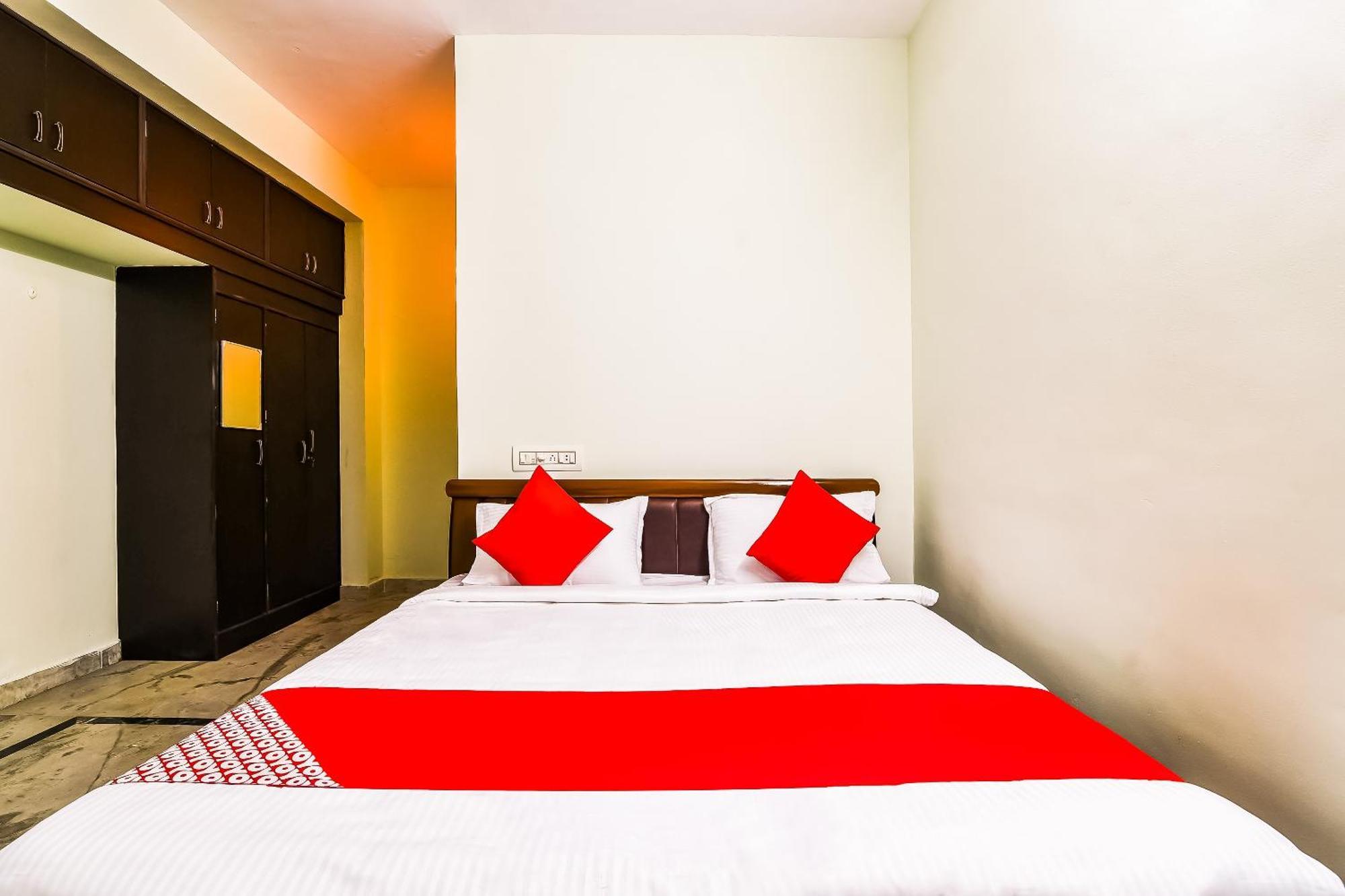 Hotel O Kartikeya Park View Residency Chittoor Exterior photo